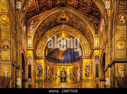 Byzantine gold ground mosaics, Monreale Cathedral, Santa Maria Nuova, Sicily, Monreale, Sicily, Italy Stock Photo