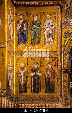 Byzantine gold ground mosaics, Monreale Cathedral, Santa Maria Nuova, Sicily, Monreale, Sicily, Italy Stock Photo