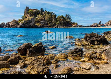 Mazzaro with Isola Bella, Lido of Taormina, Taormina on a rock terrace on the slope of Monte Tauro, Taormina, Sicily, Italy Stock Photo