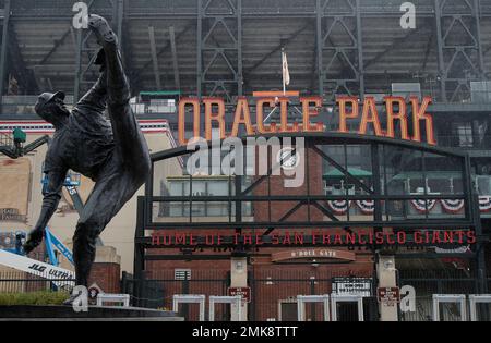 Juan Marichal statue during an MLB game between Kansas City Royals and San  Francisco Giants at the Oracle Park in San Francisco, California on June 15  Stock Photo - Alamy