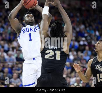 Zion Williamson dunks: Duke photographers search for The Shot