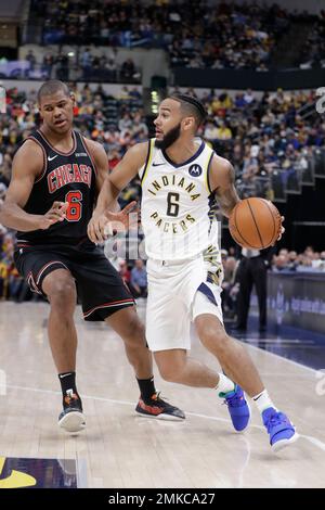 Indiana Pacers' Cory Joseph (6) is Chicago Bulls' Felicio (6) during the first half of an NBA basketball game, Tuesday, March 5, in Indianapolis. (AP Photo/Darron Cummings Stock Photo - Alamy