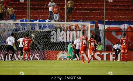 Ivan Piris of Paraguay's Libertad heads the ball during a Copa Libertadores  Group G soccer match against Brazil's Athletico Paranaense at Defensores  del Chaco stadium in Asuncion, Paraguay, Thursday, May 4, 2023. (