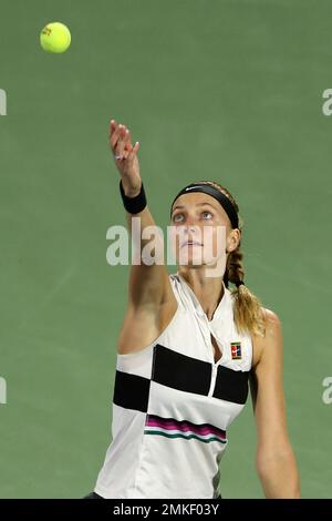 Venus WILLIAMS (USA) vs Belinda BENCIC (Switzerland) Dubai Tennis