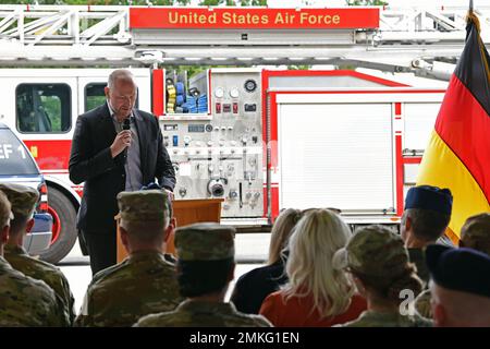 Andreas Kruppert, Bitburg Prüm County commissioner and host-nation representative, gives remarks during a 9/11 Remembrance Ceremony Sept. 9, 2022, at Spangdahlem Air Base, Germany. Military members, civilians and host-nation partners came together to honor the lives lost on Sept. 11, 2001. Stock Photo