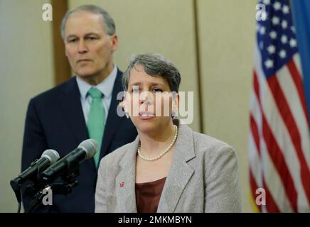 https://l450v.alamy.com/450v/2mkmbyn/washington-gov-jay-inslee-left-looks-on-as-suzi-levine-right-the-states-employment-security-department-commissioner-talks-to-reporters-thursday-jan-24-2019-at-the-capitol-in-olympia-wash-inslee-announced-that-washington-state-will-offer-unemployment-benefits-to-federal-employees-like-coast-guardsmen-fbi-agents-and-border-patrol-workers-who-are-required-to-be-on-the-job-without-pay-during-the-partial-federal-government-shutdown-ap-phototed-s-warren-2mkmbyn.jpg