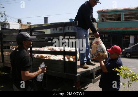 Non Exclusive: January 27, 2023, San Francisco, Venezuela: The Bolivarian Government begins the 'Food Route', this Friday, January 27, 2023, in the mu Stock Photo