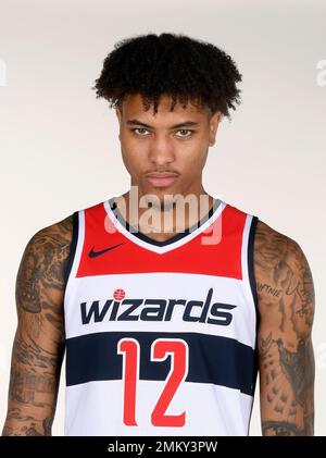 Wizards trade Kelly Oubre, Austin Rivers to Suns for Trevor Ariza