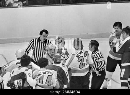 Dave Schultz the Hammer 8 Philadelphia Flyers NHL Hockey -  Israel