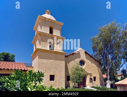 Ojai Valley Museum on Main Street in Mission Revival style, Ojai, California, USA Stock Photo