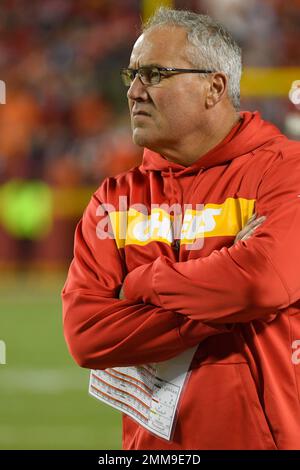 Kansas City Chiefs special teams coach Dave Toub wears a Salute to Service  top during pre-game warmups before an NFL football game against the Dallas  Cowboys, Sunday, Nov. 21, 2021 in Kansas