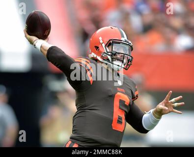 Los Angeles Chargers quarterback Justin Herbert throws a pass during the  first half of an NFL football game against the Kansas City Chiefs,  Thursday, Dec. 16, 2021, in Inglewood, Calif. (AP Photo/Marcio