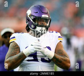 Minnesota Vikings defensive tackle Harrison Phillips takes part in drills  at the NFL football team's practice facility in Eagan, Minn., Tuesday, May  17, 2022. (AP Photo/Bruce Kluckhohn Stock Photo - Alamy