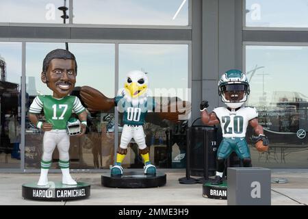 : Jalen Hurts Philadelphia Eagles Scoreboard Bobblehead NFL :  Sports & Outdoors