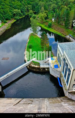 Hydroelectric power dam on Dyje River, Vranov nad Dyjí, Czech Republic Stock Photo