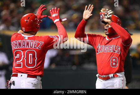 Texas Rangers' Rougned Odor fields a throw in a baseball game against the  Minnesota Twins in a baseball game Friday, June 22, 2018, in Minneapolis.  (AP Photo/Jim Mone Stock Photo - Alamy