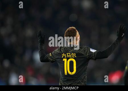 Paris, France. 29th Jan, 2023. Paris Saint-Germain's Neymar wears a jersey  with his name in Chinese during a French Ligue 1 football match between Paris  Saint-Germain and Stade de Reims as part