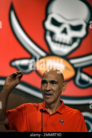 Bucs to induct Tony Dungy into Ring of Honor on Sept. 24