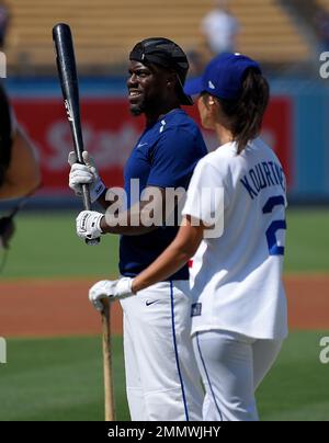 Kourtney Kardashian, Kevin Hart Throw Out Dodgers First Pitch: Pics