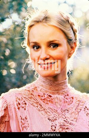 JESSICA LANGE in FRANCES (1982), directed by GRAEME CLIFFORD. Credit: UNIVERSAL PICTURES / Album Stock Photo