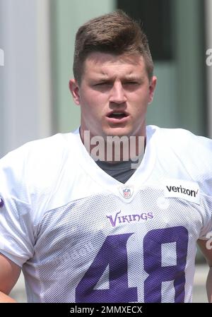 Minnesota Vikings tight end Johnny Mundt (86) looks on during an