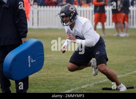 Chicago Bears tight end Trey Burton runs a route against the Washington  Redskins during the first half of an NFL football game Monday, Sept. 23,  2019, in Landover, Md. (AP Photo/Julio Cortez