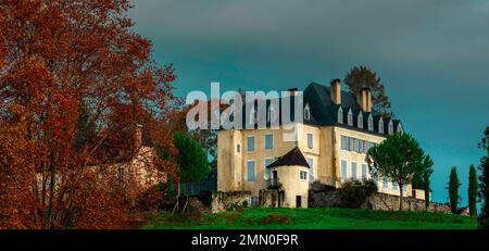 France, Pyrenees Atlantiques, Bearn, Rebenacq, Chateau de Bitaube, panoramic view of the castle of Bitaube in autumn Stock Photo