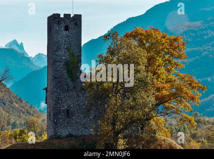 France, Pyrenees Atlantiques, Bearn, Castet, Château de Castet, view of the keep of the Château de Castet in autumn against a backdrop of mountains and the Pic d'Ossau Stock Photo