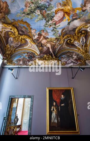 Italy, Liguria, Genoa, Rolli Palace listed as World Heritage by UNESCO in the Strada Nuova today via Garibaldi, the Palazzo Rosso or Brignole museum palace, portrait of the mistress of the house Geronima Sale Brignole with her daughter Aurelia (1627) by Anton Van Dyck Stock Photo