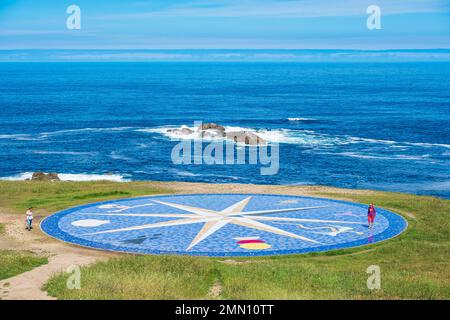 Spain, Galicia, A Coruña, Sculptures Park of the Hercules Tower, Rose of the Winds (1994) by Javier Correa at the foot of the tower, refers to the sev Stock Photo