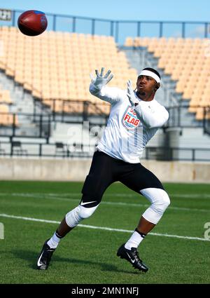 Teams warm up before semifinal round of the American Flag Football