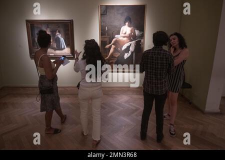 Eduardo Sívori: 'Le lever de la bonne (El despertar de la criada)'. Museo Nacional de Bellas Artes, Buenos Aires, Argentina Stock Photo