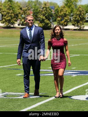 Dallas Cowboys first round draft pick Leighton Vander Esch smiles during an  NFL football press conference Friday, April 27, 2018, in Frisco, Texas. (AP  Photo/Richard W. Rodriguez Stock Photo - Alamy