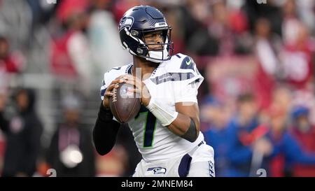 Santa Clara, California, USA. 3rd Oct, 2021. San Francisco 49ers safety  Talanoa Hufanga (29) attempts to block Seattle Seahawks quarterback Geno  Smith (7) kick on Sunday, October 03, 2021, at Levis Stadium