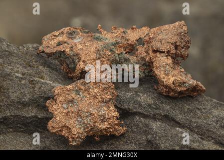 raw copper ore sample. Rocky natural background Stock Photo