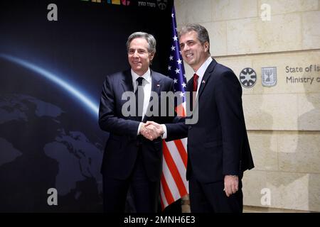 Jerusalem, Israel. 30th Jan, 2023. Jerusalem. 30th Jan, 2023. Israeli Foreign Minister Eli Cohen (R) shakes hands with U.S. Secretary of State Antony Blinken during their meeting in Jerusalem, on Jan. 30, 2023. U.S. Secretary of State Antony Blinken visited Israel on Monday, urging Israelis and Palestinians to calm tensions and reiterating Washington's 'ironclad' commitment to Israel's security. Credit: Gil Cohen Magen/Xinhua/Alamy Live News Credit: Xinhua/Alamy Live News