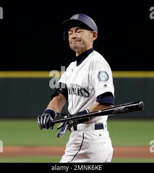 Ichiro Suzuki held hitless in exhibition but strikes out 14