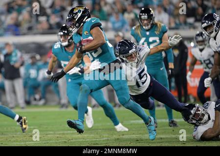 Tennessee Titans safety Josh Thompson (29) comes onto the field for the  first half of an NFL football game against the Kansas City Chiefs, Sunday,  Nov. 6, 2022 in Kansas City, Mo. (