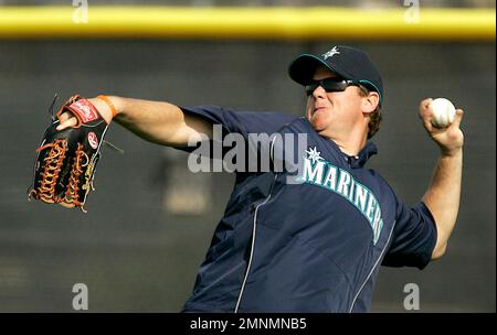 Ex-Yankees, Phillies outfielder Raul Ibanez joins MLB league office 