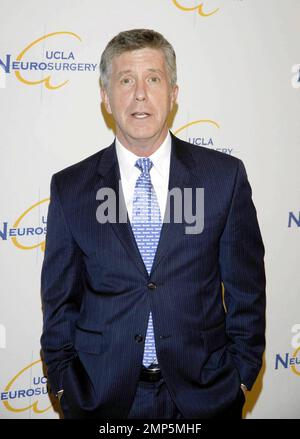 Tom Bergeron attends the UCLA Neurosurgery Visionary Ball honoring Jim Carrey in Los Angeles, CA. 10/1/09. Stock Photo