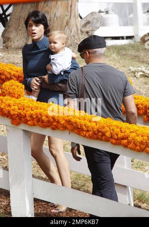 Selma Blair, boyfriend Jason Bleick and thier son Arthur Saint Bleick at the Third Annual Veuve Clicquot Polo Classic held at Will Rogers State Historic Park in the Pacific Palisades. Los Angeles, CA. 6th October 2012. Stock Photo