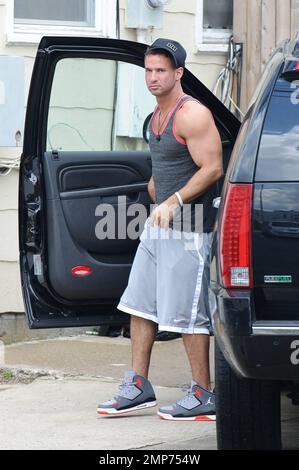 Mike 'The Situation' Sorrentino along with the rest of the cast of MTV's reality show, 'Jersey Shore' are seen on set filming scenes for the sixth season of the show at Seaside Heights in Jersey. Seaside Heights, NJ. 7th June 2012. Stock Photo