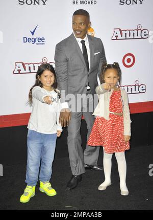 Jamie Foxx at the NY Premiere of Annie Stock Photo - Alamy