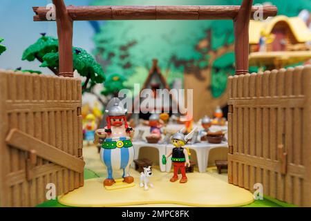 Custom Playmobil Asterix & Obelix Toys