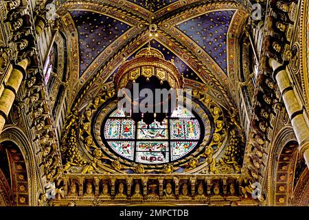 Metropolitan Cathedral of Saint Mary of the Assumption - Duomo di Siena,  1215 and 1348, 13th Century, Tuscany, Italy, Italian, Gothic, Romanesque, Classical. Stock Photo