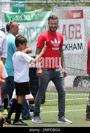 He Took a Photo With Young Soccer Stars, The Beckham Clan Spent a  Beautiful Week in Miami Together — See the Sunny Pics!