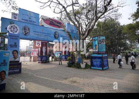 Kolkata, India. 31st Jan, 2023. First day of thirteen days duration (January 31 to February 12, 2023) of the '46th International Kolkata Book Fair', is open to the public. The book fair, one of the biggest in eastern India, Spain is the theme country at the fair. There are around 700 stalls and 200 Little Magazine stalls at this popular fair. (Photo by Biswarup Ganguly/Pacific Press) Credit: Pacific Press Media Production Corp./Alamy Live News Stock Photo