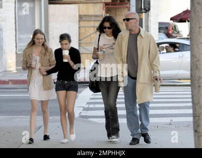 Bruce Willis got in some shopping on Robertson Blvd. today with his new girlfriend and daughter, Tallulah. Los Angeles, CA. 3/21/08. Stock Photo