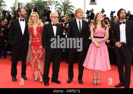 Lea Seydoux, Woody Allen and Owen Wilson on the set of the movie ...