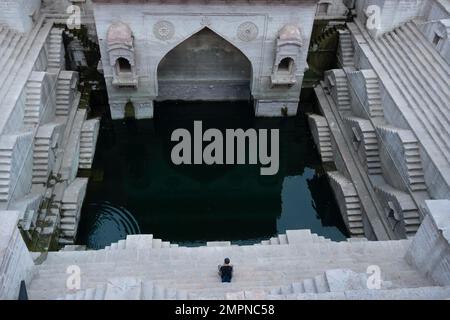 Toorji's Step Well, Toorji ki Jhalara, built in 1740s.Hand carved step well built to provide water to the local people, Jodhpur, Rajasthan, India. Stock Photo